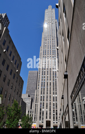 Il Rockefeller Center si trova nel centro cittadino di Manhattan, coprendo la zona tra Fifth Avenue e la sesta Avenue Foto Stock