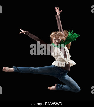 Femmina eseguendo ballerino di danza lirica Foto Stock