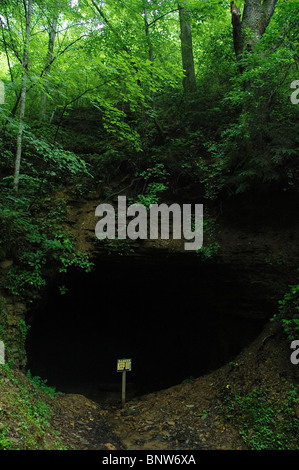 Ingresso abbandonata miniera di carbone a Barthell Coal Mining Camp, Kentucky Foto Stock