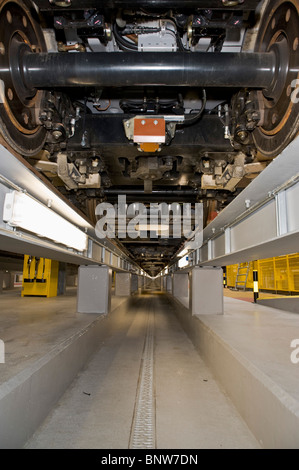 Nuovo Hitachi di treni ad alta velocità sono pronti per l'uso dall'andare avanti il gruppo sul loro nuove rotte verso la stazione di St Pancras da Kent Foto Stock