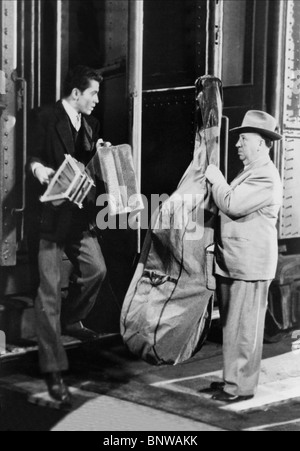 FARLEY GRANGER, Alfred Hitchcock, sconosciuti su un treno, 1951 Foto Stock