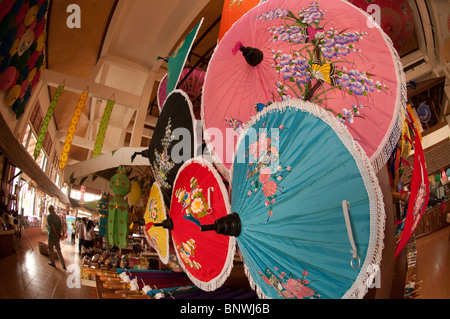 Bo Sang, ombrello Village Chiang Mai Provincia, Thailandia, Asia Foto Stock