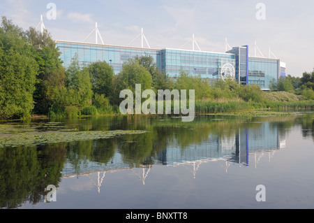 Il re lo stadio di potenza, casa di Leicester City FC, dal fiume Soar/Grand Union Canal, a Leicester, Leicestershire, Inghilterra Foto Stock