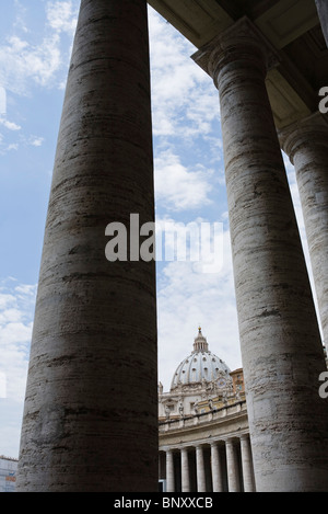 Colonnato di Piazza San Pietro, Roma, Italia Foto Stock