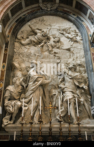 Altare di San Leone Magno, Basilica di San Pietro, Roma, Italia Foto Stock