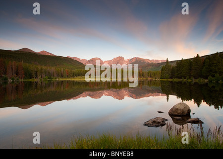 Ratti Sprague Lago di Sunrise, Rocky Mountain National Park, COLORADO, Stati Uniti d'America Foto Stock