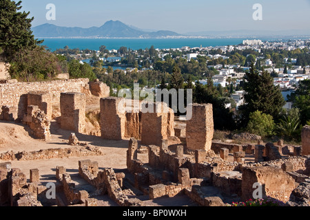 Cartagine punica del trimestre rovine Byrsa sulla collina che affaccia sulla baia di Cartagine vicino a Tunisi Foto Stock