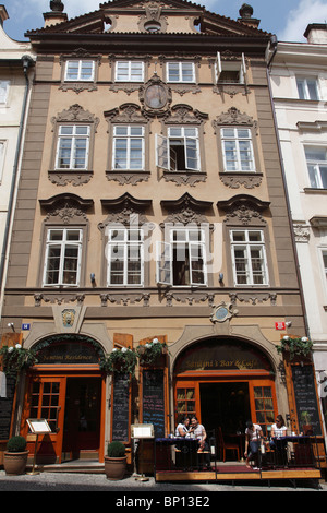 Repubblica Ceca, Praga, Mala Strana, street cafe Foto Stock