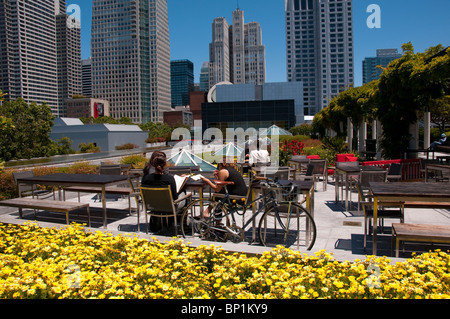 San Francisco, i Giardini di Yerba Buena. Foto copyright Lee Foster. Foto # casanf103988 Foto Stock