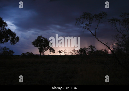 Una tempesta e fulmini nel Karijini National Park, Tom Prezzo, Australia Foto Stock