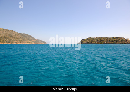 Vista da Creta (Grecia) di Spinalonga Island Foto Stock