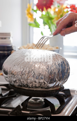 Pop Corn in lamina Pan a casa, serie, 4 di 6 Foto Stock