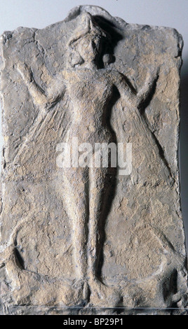 3233. Dea ISHTAR con motivi simbolici, BABYLONIA, C. 1700 A.C. Foto Stock