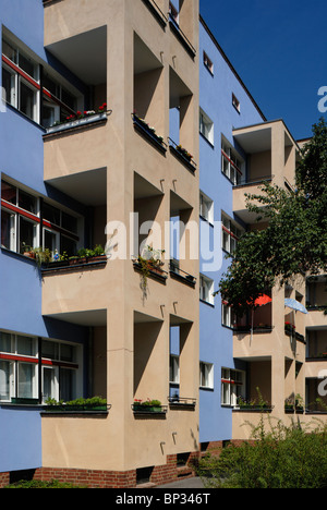 Wohnstadt Carl Legien zona residenziale, residenziali, Sito Patrimonio Mondiale dell'UNESCO, Prenzlauer Berg, Pankow, Berlino, Germania. Foto Stock