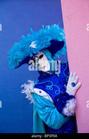 Modello in costume durante il Carnevale di Venezia, Isola di borano, Italia Foto Stock