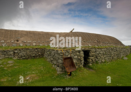 Il Arnol nero della casa di Isola di Lewis, Ebridi Esterne, Western Isles, Scozia. SCO 6258 Foto Stock