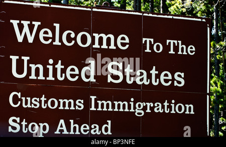 Stati Uniti - Canada border crossing segno Foto Stock