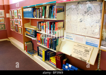 Regno Unito, Inghilterra, Cheshire, Stockport, centro città, Edgeley Libreria, fare riferimento alla sezione Foto Stock