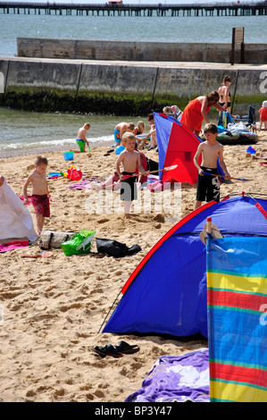 Vista della spiaggia, Walton-on-the-Naze, Essex, Inghilterra, Regno Unito Foto Stock