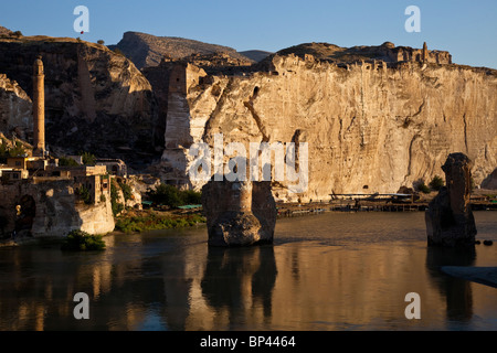 Hasankeyf nella Turchia orientale Foto Stock