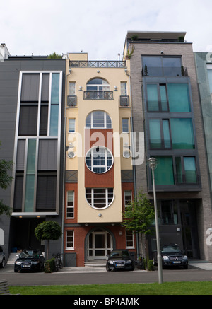 Nuovo case di lusso nel quartiere Mitte di Berlino Germania Foto Stock