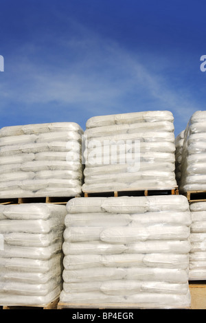 Sacchi di sabbia in legno bianco sacchi per pallet impilati Foto Stock