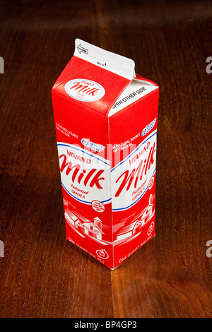 Un quarto di latte Foto Stock