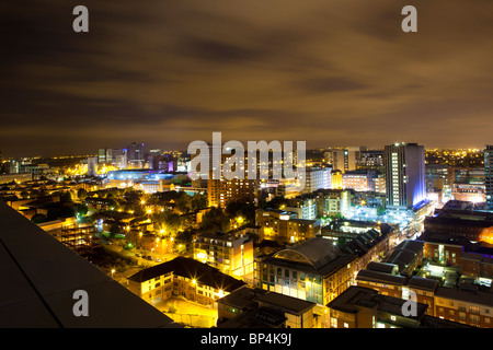 Vista dal cubo edificio, Birmingham City Centre, Birmingham, West Midlands, England, Regno Unito Foto Stock