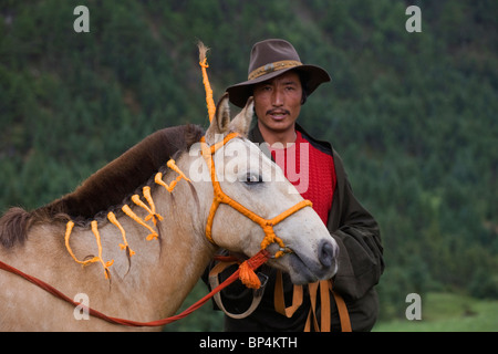 Khampa Horse Festival Il Tibet tradizione buddista Foto Stock