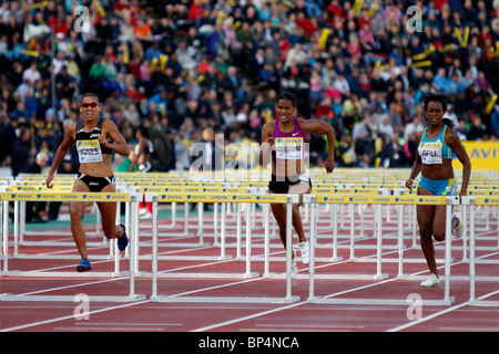 Donne 100m Ostacoli Calore B gara di Aviva London Grand Prix, il Crystal Palace di Londra. Agosto 2010 Foto Stock