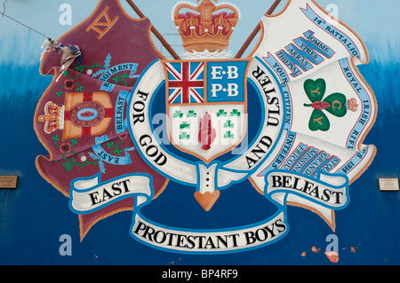 East Belfast protestanti murale Ragazzi- Newtownards Road. Foto Stock