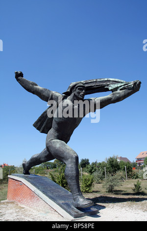 Il vecchio era Sovietica statua in Memento Park vicino a Budapest. Ungheria Foto Stock