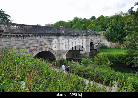 Acquedotto sul Kennet and Avon canal. Foto Stock