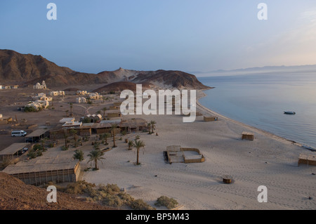 Basata Camp Spiaggia Egitto Foto Stock