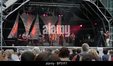 L'Haggis corna giocando al Canary Wharf Jazz festival nelle Docklands di Londra Foto Stock