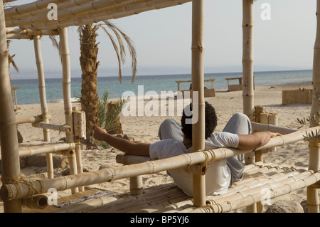 Basata Camp Spiaggia Egitto Foto Stock