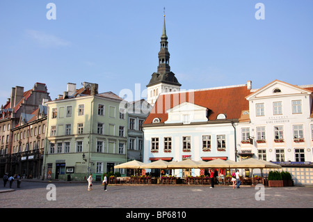 Raekoja Plats, Città Vecchia, Tallinn, Harju County, della Repubblica di Estonia Foto Stock