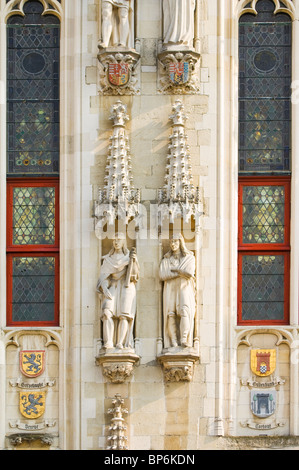 Particolare della facciata del municipio, il centro storico di Bruges, Belgio, Foto Stock