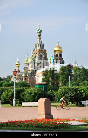 La Chiesa del Salvatore sul Sangue versato dal Campo di Marte, San Pietroburgo, regione nord-occidentale, la Russia Foto Stock