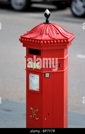 Vittoriano vecchio post box in Brighton, Sussex, Regno Unito Foto Stock