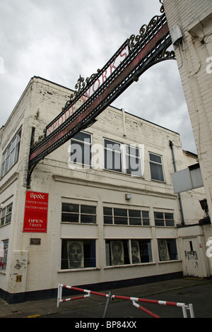 Segno bordo all'ora chiusa Spode fabbrica di ceramiche a Stoke-on-Trent, Staffordshire, England, Regno Unito Foto Stock