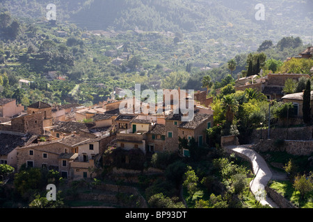 Pittoresco villaggio, Fornalutx, Maiorca, isole Baleari, Spagna, Europa Foto Stock