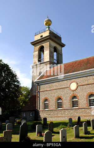 La Chiesa di San Lorenzo, a Wycombe Ovest, Buckinghamshire, Inghilterra, Regno Unito Foto Stock