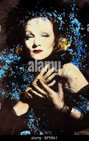 MARLENE DIETRICH sette peccatori (1940) Foto Stock