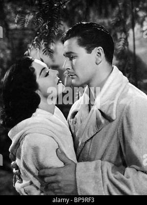 ROSALIND RUSSELL, Errol Flynn, quattro una folla, 1938 Foto Stock