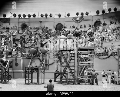 Impostare la scena il segno della Croce (1932) Foto Stock