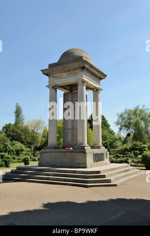 Un memoriale di guerra in Vivary Park a Taunton, Somerset. Foto Stock