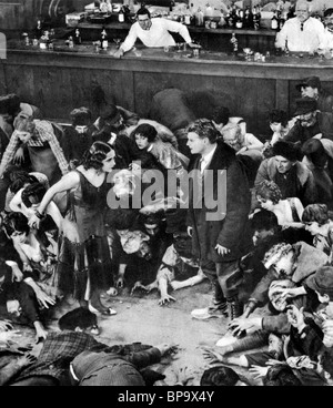 DOLORES DEL RIO, RALPH Forbes, il sentiero di 98, 1928 Foto Stock