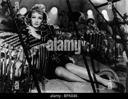 MARLENE DIETRICH sette peccatori (1940) Foto Stock