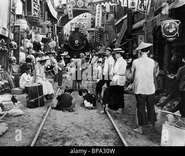 Scena GENERALE SHANGHAI EXPRESS (1932) Foto Stock